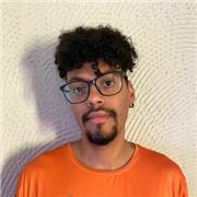 Aulas online de Inglês focadas em conversação e interpretação